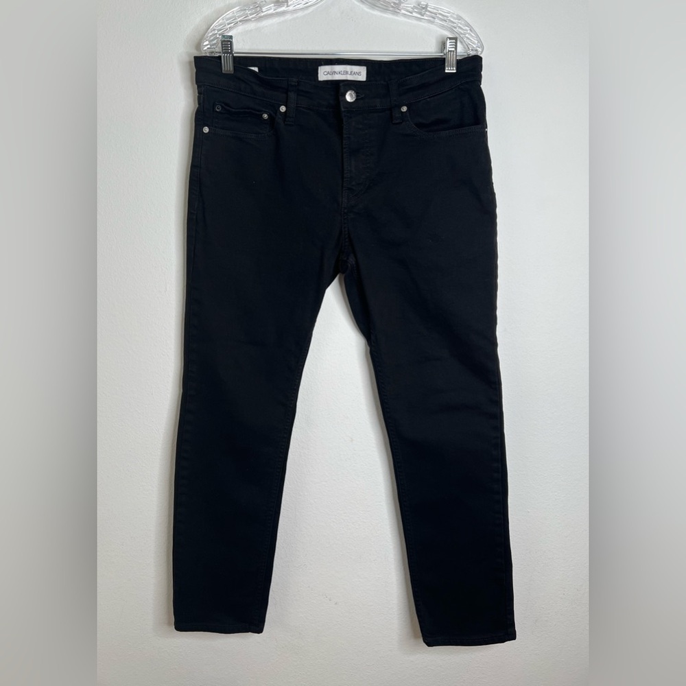 Calvin Klein Jeans Mens 33x30 Black 5 Pocket Easy Fit Straight Leg